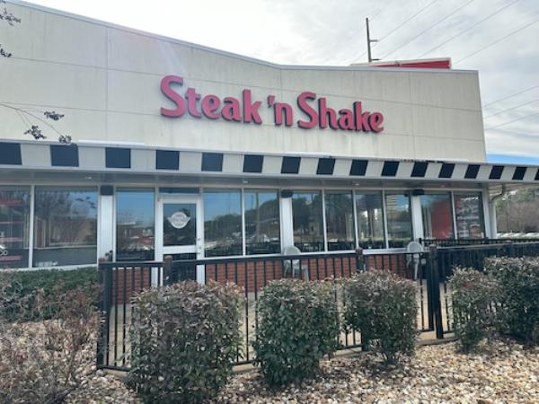 Guthrie’s opening new location in former Steak n' Shake